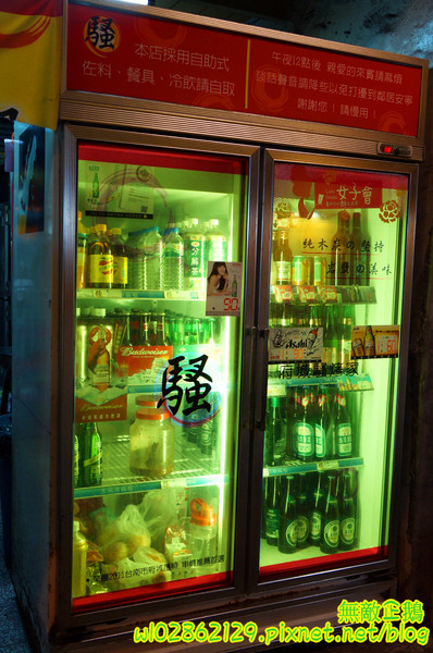 騷烤家(前鋒總店)：【台南-東區】燒烤x鍋物x小酌...堅持用木炭烤食材~《騷烤家》