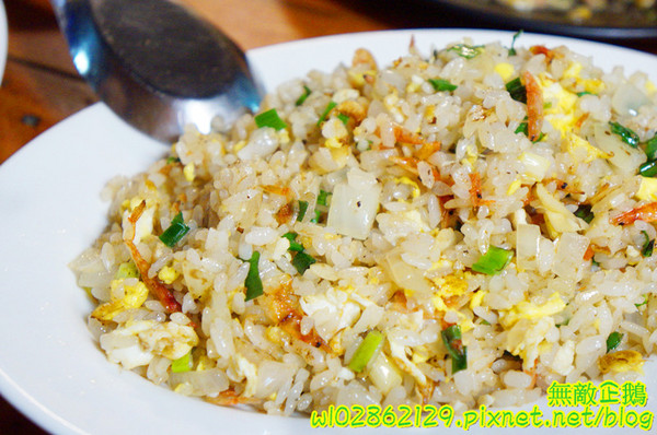 騷烤家(前鋒總店)：【台南-東區】燒烤x鍋物x小酌...堅持用木炭烤食材~《騷烤家》