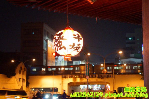 騷烤家(前鋒總店)：【台南-東區】燒烤x鍋物x小酌...堅持用木炭烤食材~《騷烤家》