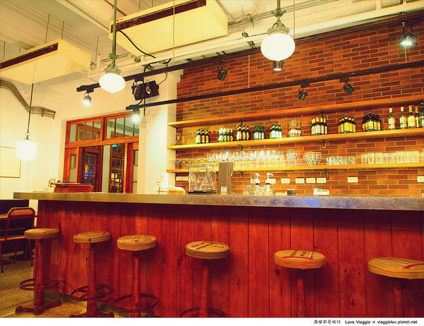 花蓮文創創意園區：【花蓮 Hualien】花蓮文創園區Andante Bistro安棠德 老建築的復古餐廳小酒館