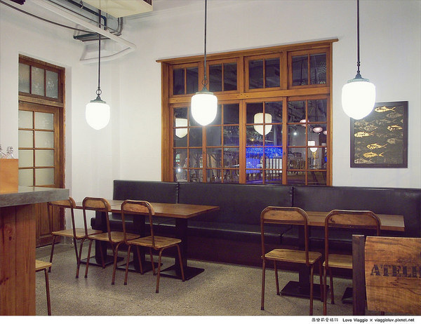 花蓮文創創意園區：【花蓮 Hualien】花蓮文創園區Andante Bistro安棠德 老建築的復古餐廳小酒館
