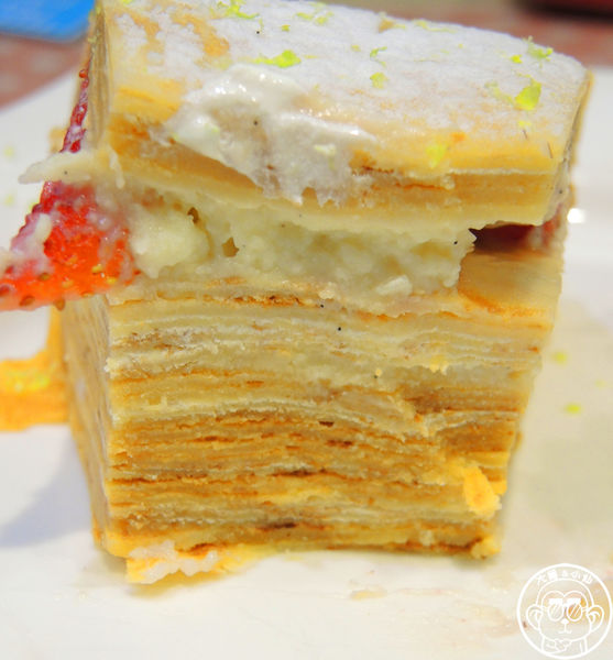 晴空貓窩：呷飽祙【新竹･晴空貓窩】又一喵星人陪伴用餐咖啡廳