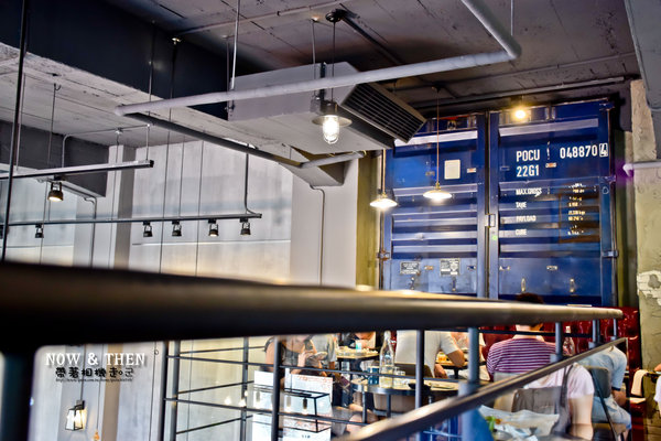 NOW & THEN by nybc：高雄 鹽埕區．駁二倉庫 工業風美式早午餐 NOW & THEN by nybc