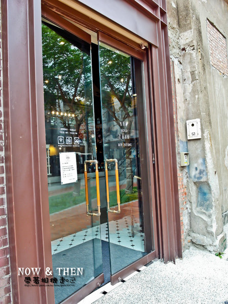 NOW & THEN by nybc：高雄 鹽埕區．駁二倉庫 工業風美式早午餐 NOW & THEN by nybc