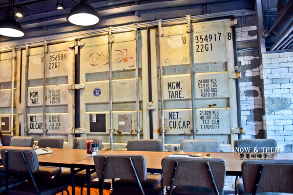 NOW & THEN by nybc：高雄 鹽埕區．駁二倉庫 工業風美式早午餐 NOW & THEN by nybc