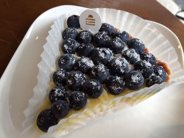 illuminé Pâtisserie 果昂甜品：果昂甜品 ~ 一訪再訪的美味甜點．選用產地直送當季新鮮水果  - 捷運中山站