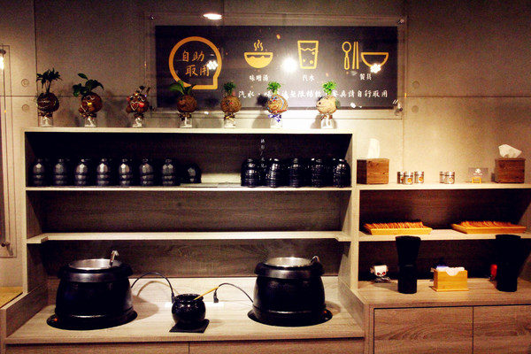 燒肉丼販:【台北市大安區。平價丼販】燒肉丼販 近忠孝敦化捷運站 東區平價自動點餐機丼販