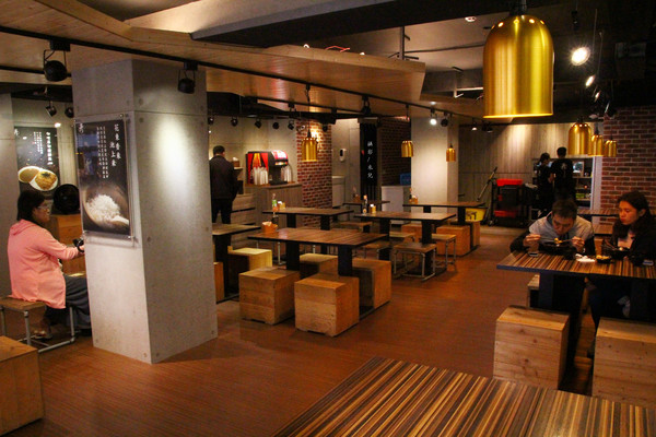 燒肉丼販:【台北市大安區。平價丼販】燒肉丼販 近忠孝敦化捷運站 東區平價自動點餐機丼販