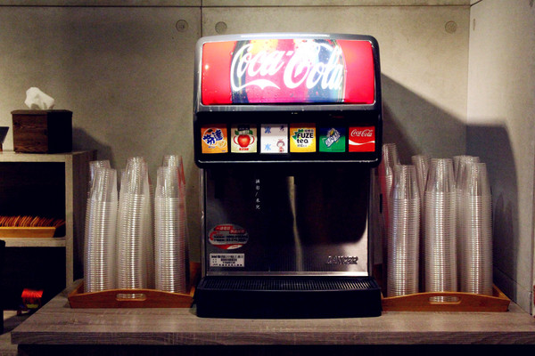 燒肉丼販:【台北市大安區。平價丼販】燒肉丼販 近忠孝敦化捷運站 東區平價自動點餐機丼販