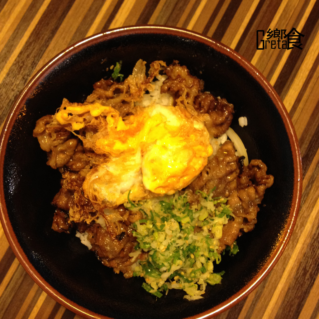 招牌炙燒牛肉丼