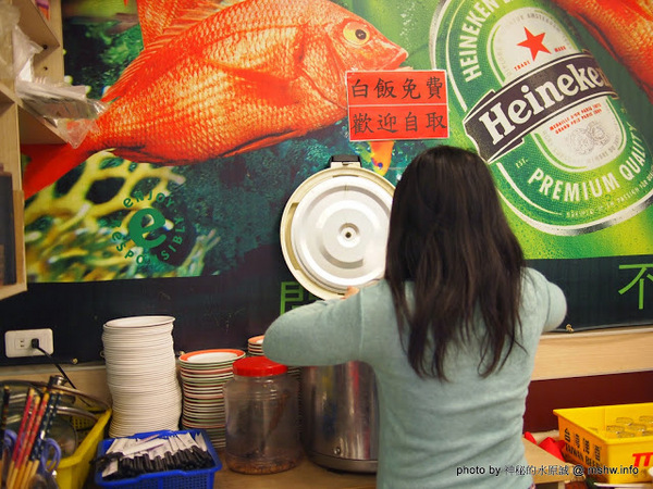 閤家活海鮮：【食記】台中閤家平價活海鮮.活鵝肉城@南屯 : 現撈的比較威？菜色多元的海鮮合菜!