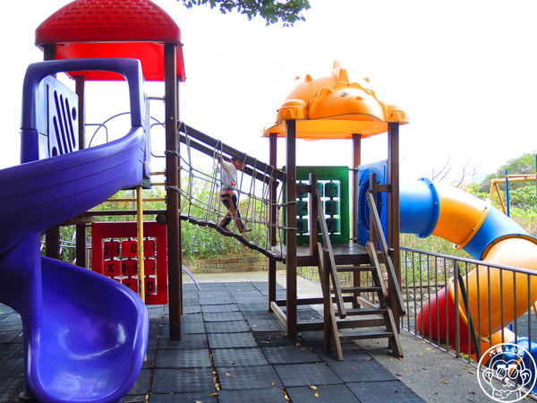 米倉國小：作伙來企投【新北八里･米倉國小】樹屋溜滑梯太好玩啦