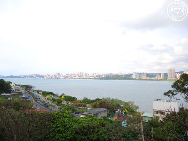 米倉國小：作伙來企投【新北八里･米倉國小】樹屋溜滑梯太好玩啦