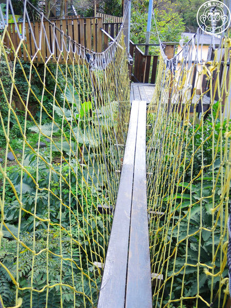 米倉國小：作伙來企投【新北八里･米倉國小】樹屋溜滑梯太好玩啦