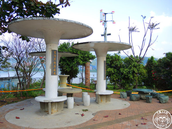 米倉國小：作伙來企投【新北八里･米倉國小】樹屋溜滑梯太好玩啦