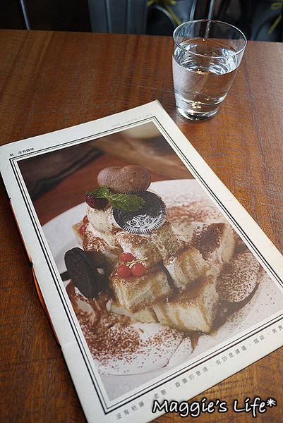 Double H 有沒有咖啡(壹號店):◆台北美食。捷運士林站【有沒有咖啡Double H 壹號店】士林義大利麵。燉飯。蜜糖吐司。鬆餅