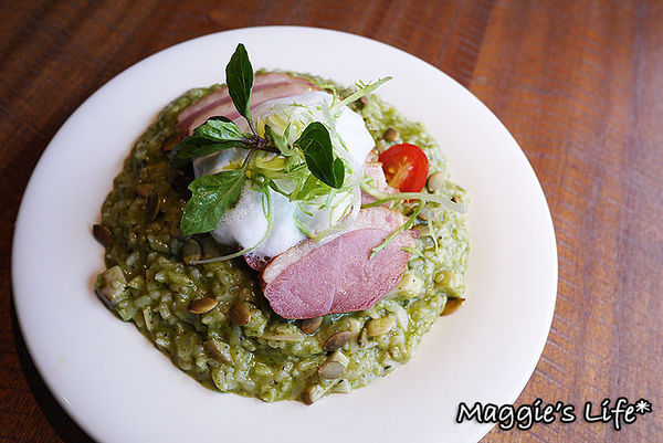 Double H 有沒有咖啡(壹號店):◆台北美食。捷運士林站【有沒有咖啡Double H 壹號店】士林義大利麵。燉飯。蜜糖吐司。鬆餅