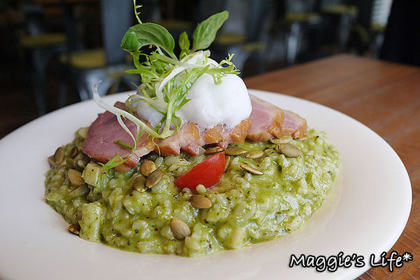 Double H 有沒有咖啡(壹號店):◆台北美食。捷運士林站【有沒有咖啡Double H 壹號店】士林義大利麵。燉飯。蜜糖吐司。鬆餅