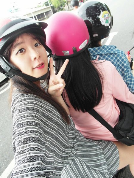 菓風巧克力工坊：【雲林】菓風巧克力工房，踏青／親子玩耍／買點心。有好多巧克力和糖果在這裡！