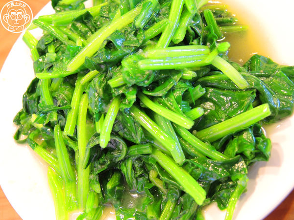 壹等品『霸王豬腳』:呷飽祙【桃園中壢・壹等品霸王豬腳】日賣千份的古早味豬腳