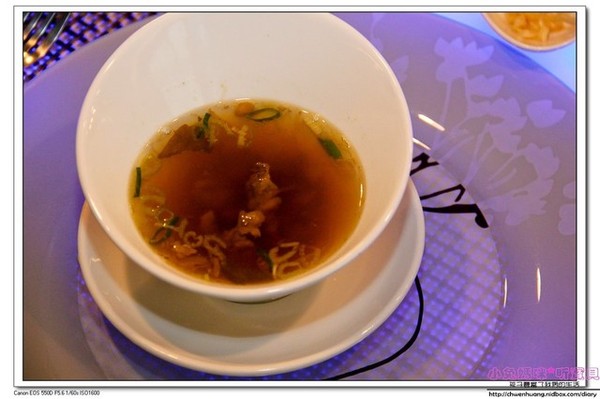 晶饌鐵板創料理：【美食♥宜蘭】☼ 晶饌創意鐵板燒料理☼ 新鮮高級的食材，優雅高貴的氛圍，華麗的美食享受♥♥