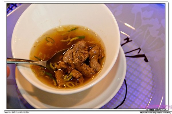 晶饌鐵板創料理：【美食♥宜蘭】☼ 晶饌創意鐵板燒料理☼ 新鮮高級的食材，優雅高貴的氛圍，華麗的美食享受♥♥