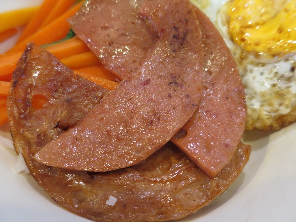 崔記茶餐廳:崔記茶餐廳... 曄!!! 咁多料~