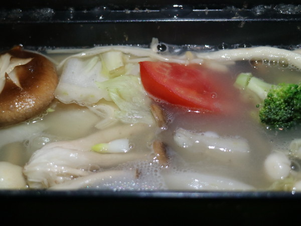 富呷一方:【台北美食】富呷一方:蒸、涮、燜、燒,一鍋四吃超特別@南京復興站