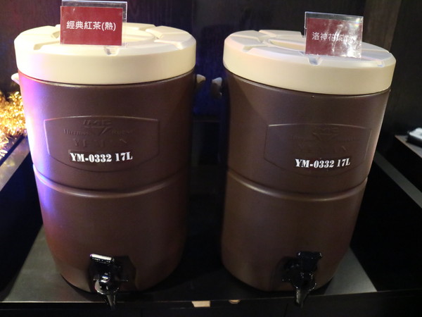 富呷一方:【台北美食】富呷一方:蒸、涮、燜、燒,一鍋四吃超特別@南京復興站