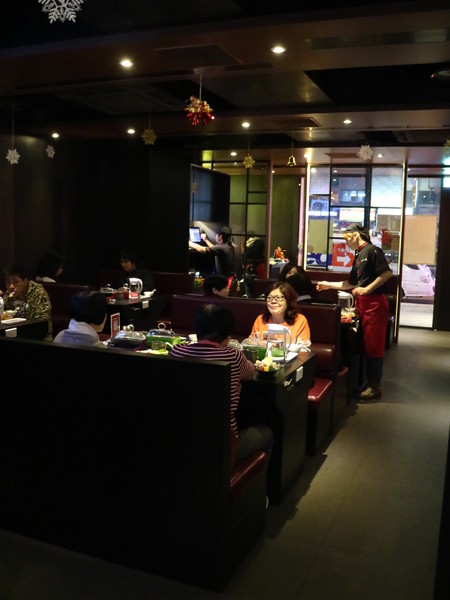 富呷一方:【台北美食】富呷一方:蒸、涮、燜、燒,一鍋四吃超特別@南京復興站