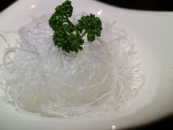 富呷一方:【台北美食】富呷一方:蒸、涮、燜、燒,一鍋四吃超特別@南京復興站