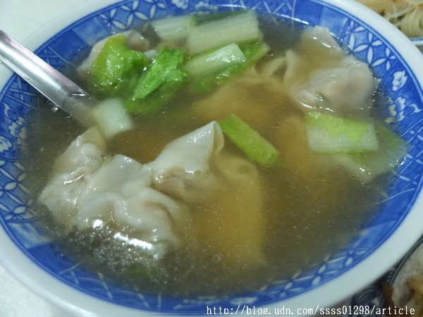 韋家乾麵：【美食特搜。台南東區】韋家乾麵。大導演李安最愛吃的巷子口乾麵