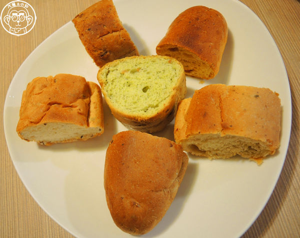 POP cafe：呷飽祙【桃園中壢･POP café】加入草帽海賊團一起出航吧