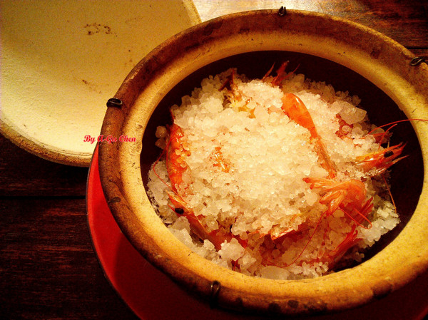 食內嗑泰式小食肆：【臺南Ω中西區】SNACK 食內嗑－泰式小食肆。平價泰式、南洋風味料理