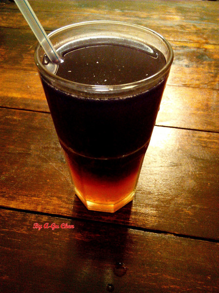 食內嗑泰式小食肆：【臺南Ω中西區】SNACK 食內嗑－泰式小食肆。平價泰式、南洋風味料理