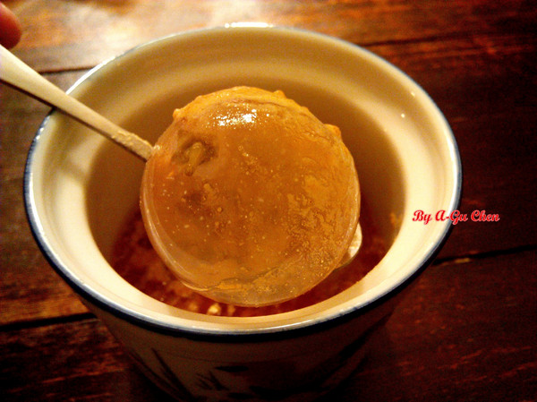 食內嗑泰式小食肆：【臺南Ω中西區】SNACK 食內嗑－泰式小食肆。平價泰式、南洋風味料理