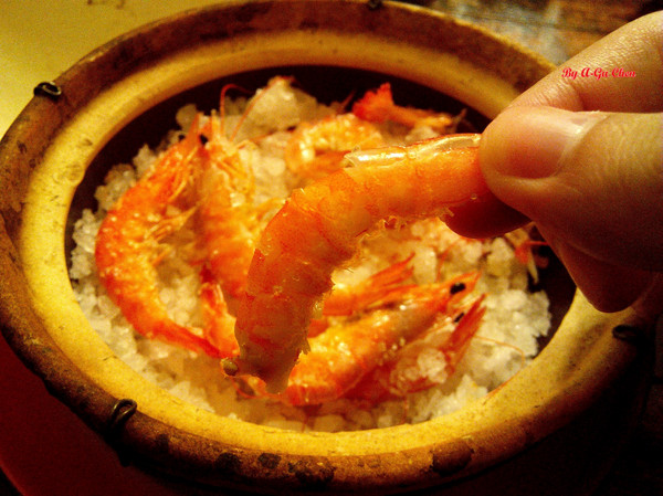 食內嗑泰式小食肆：【臺南Ω中西區】SNACK 食內嗑－泰式小食肆。平價泰式、南洋風味料理