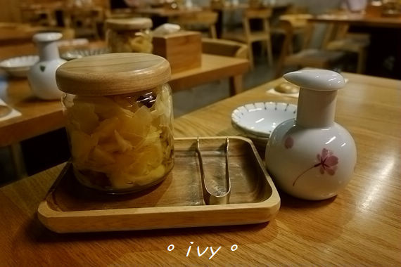 魚鮮會社(關新店):【新竹美食】魚鮮會社(關新店)ღ新鮮好吃的日式料理餐廳