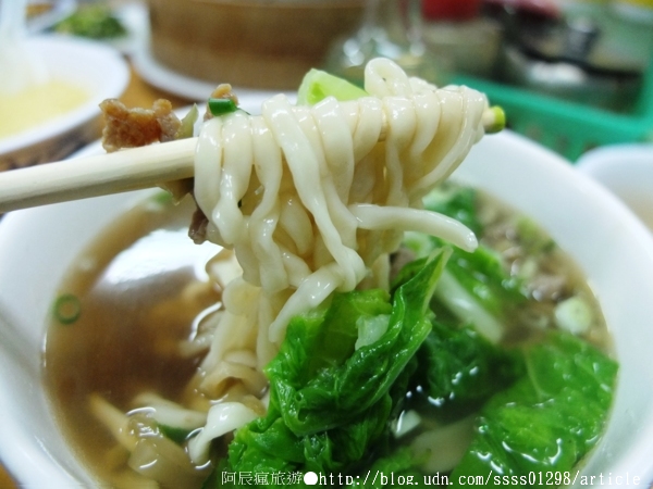 小山東麵館：【美食特搜。屏東市】小山東麵館。屏東眷村道地麵食 適合一家大小家族聚會之選