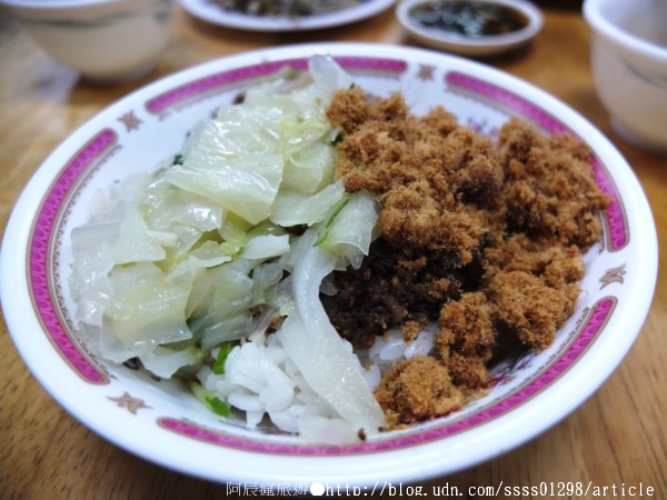 小山東麵館：【美食特搜。屏東市】小山東麵館。屏東眷村道地麵食 適合一家大小家族聚會之選