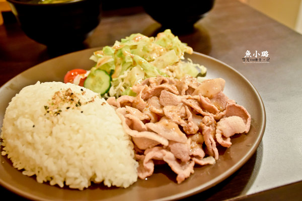 魚小璐和洋廚房：台南 永康區．嫩又噴汁的唐揚炸雞 必點  魚小璐和洋廚房