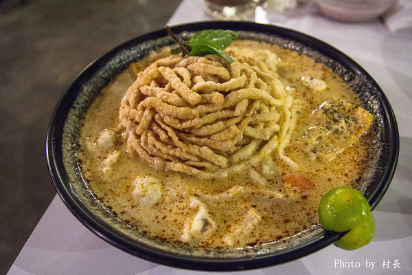 黑狗食堂:【食記】{高雄。鼓山區}鼓山黑店真有夠黑的黑狗食堂