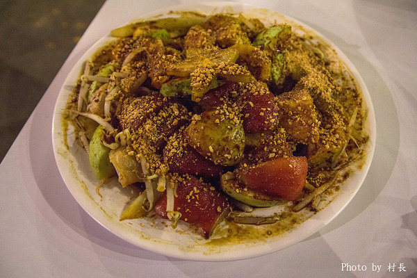 黑狗食堂:【食記】{高雄。鼓山區}鼓山黑店真有夠黑的黑狗食堂