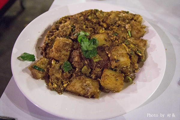 黑狗食堂:【食記】{高雄。鼓山區}鼓山黑店真有夠黑的黑狗食堂