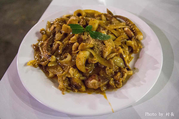 黑狗食堂:【食記】{高雄。鼓山區}鼓山黑店真有夠黑的黑狗食堂