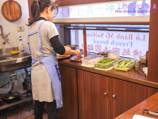 越南法國麵包工藝：桃園市桃園區 [越南法國麵包工藝] 就算屑屑掉滿地也要吃的法國麵包