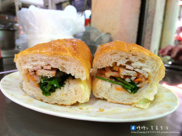 娟越南小吃:〖台中│美食〗娟越南小吃 ❤ 南屯市場隱藏版美食!好吃到會讓人流眼淚的越南小吃,推薦法國麵包,鴨肉米線及炸春捲,美味指數爆表!