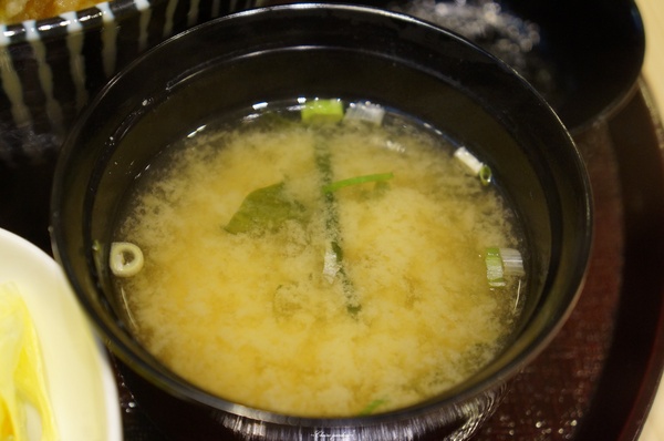 叁元天Sangenten天丼専門店：[試吃]台北捷運芝山 叁元天天丼専門店~巷弄裡人氣的日式丼飯