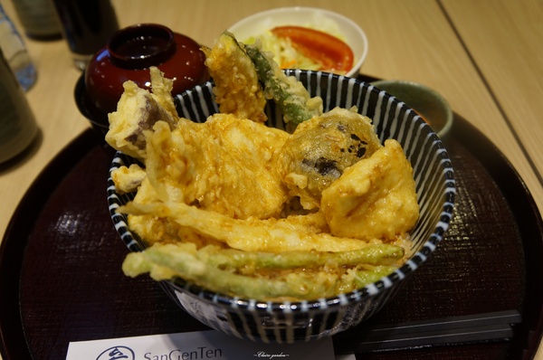 叁元天Sangenten天丼専門店：[試吃]台北捷運芝山 叁元天天丼専門店~巷弄裡人氣的日式丼飯