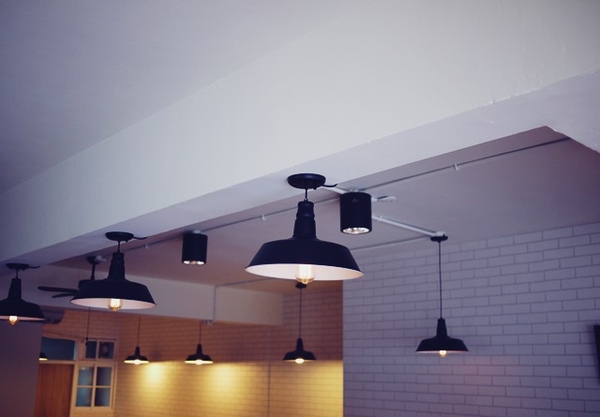 Waffle Please 比利時列日鬆餅專賣店:食。甜點-鬆餅。北市內湖區乾墘站。輕鬆、惬意、美味 比利時列日鬆餅專賣店(waffle please)